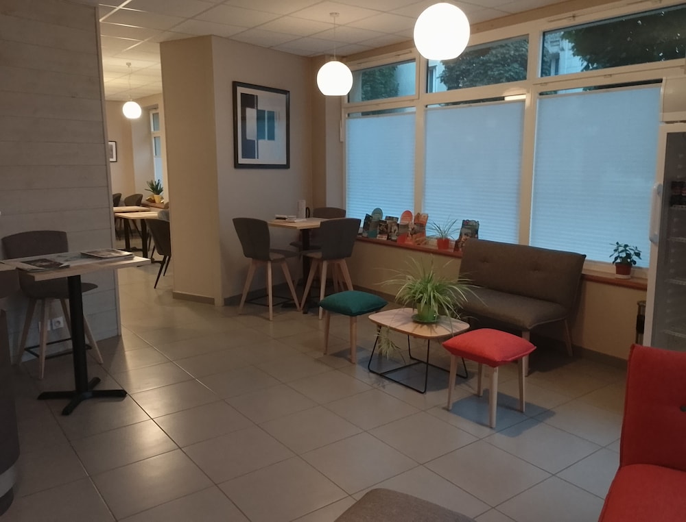 lhotel