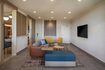 Towneplace Suites By Marriott Great Falls,525 3Rd Ave Nw,2 star