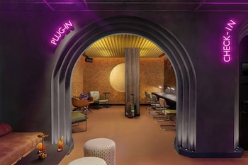 Moxy London Piccadilly Circus,,3 star