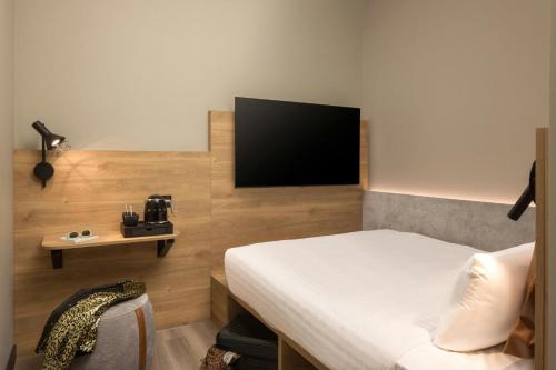 moxy london piccadilly circus