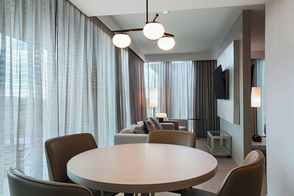 ac hotel phoenix north norterra