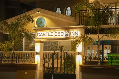 Castle 360 Inn,,2 star