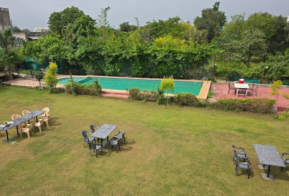 yuvraj fort pushkar by dmhh pvt ltd