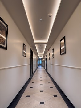 hotel royal galleria