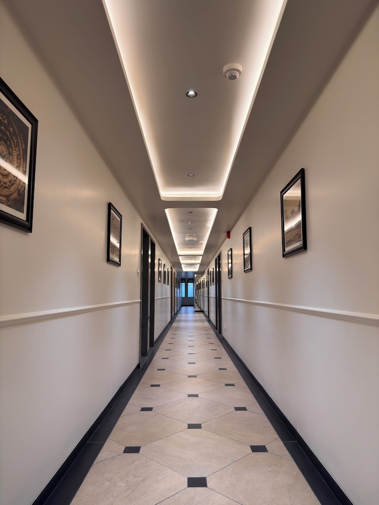 hotel royal galleria