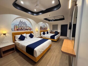 hotel royal galleria