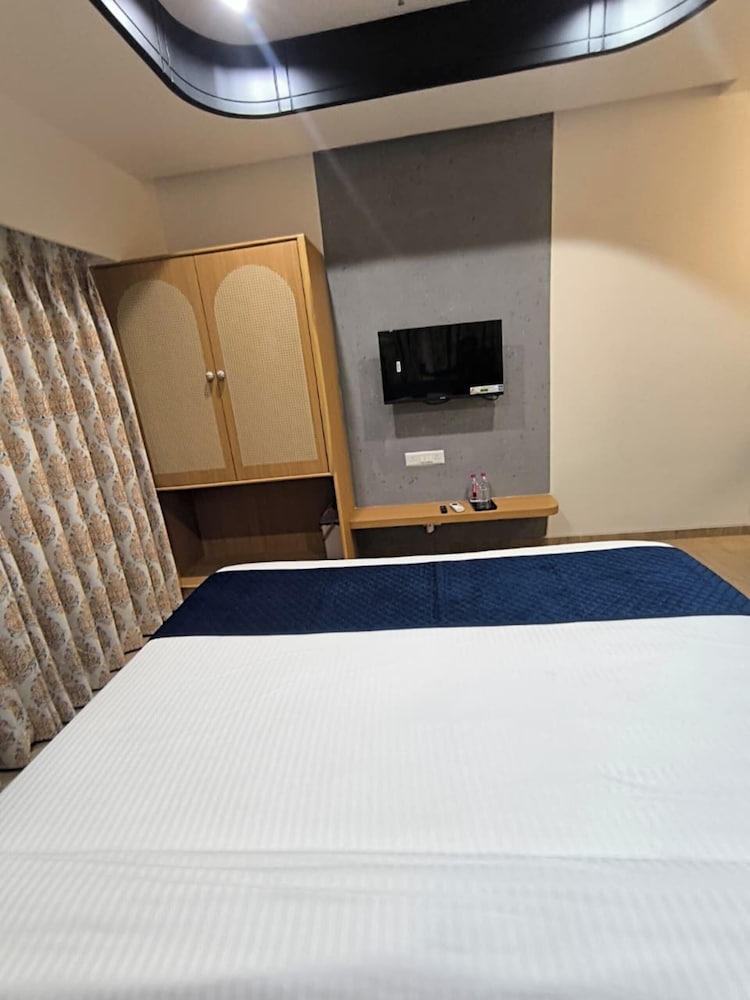 hotel royal galleria