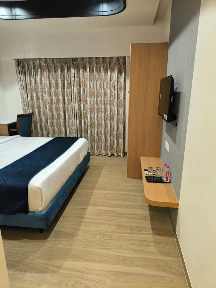 hotel royal galleria