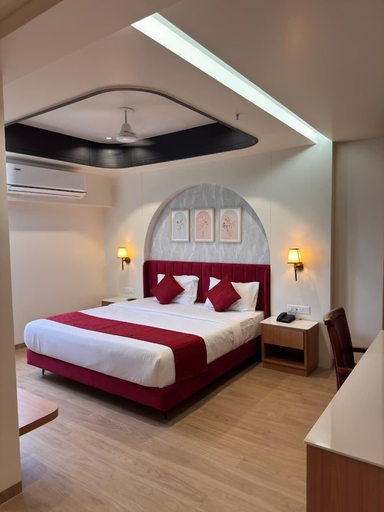 hotel royal galleria