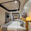 hotel royal galleria