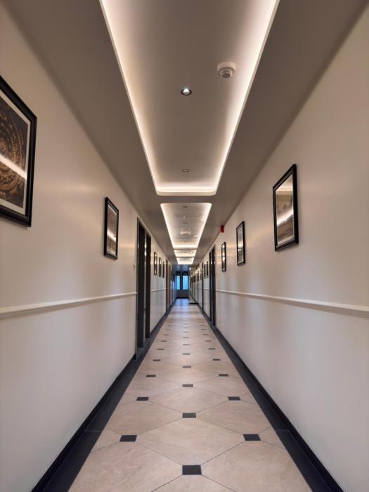 hotel royal galleria