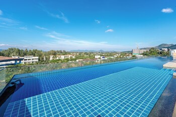 thearistoluxury beach resort phuket c153