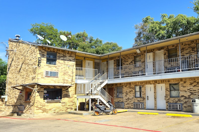 mi amor inn and suites by hotel o dallas tx hwy 352