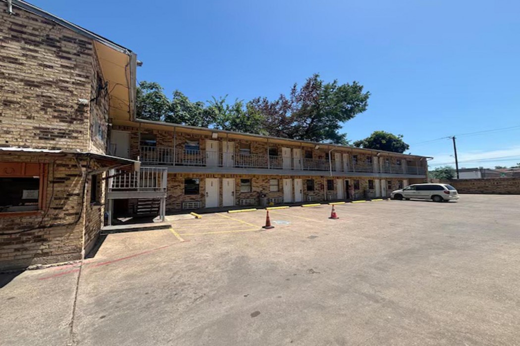 mi amor inn and suites by hotel o dallas tx hwy 352