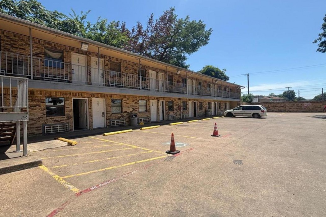 mi amor inn and suites by hotel o dallas tx hwy 352