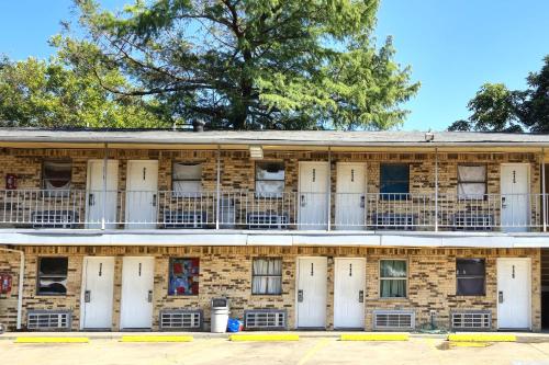 mi amor inn and suites by hotel o dallas tx hwy 352