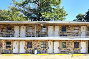 mi amor inn and suites by hotel o dallas tx hwy 352