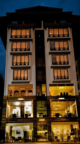 the 33rd executive suites