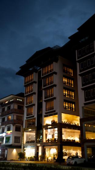 the 33rd executive suites