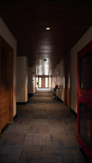 the 33rd executive suites