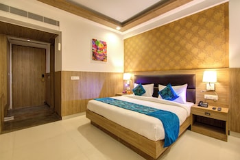 the elevate hotel