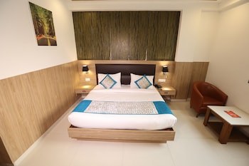the elevate hotel