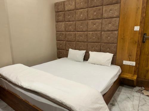 Hotel Stay Yay,,2 star