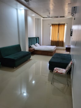 hotel mg kitchen and banquet