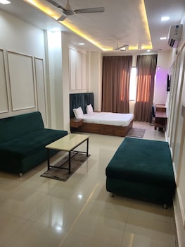 hotel mg kitchen and banquet