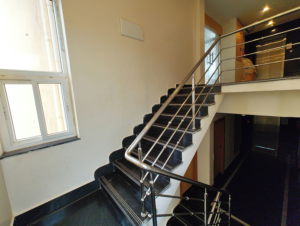 premium hotel w k puri