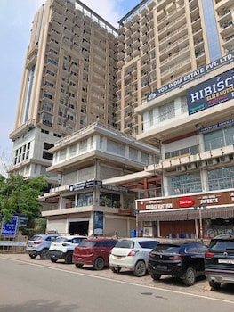 nova17 inn greater noida