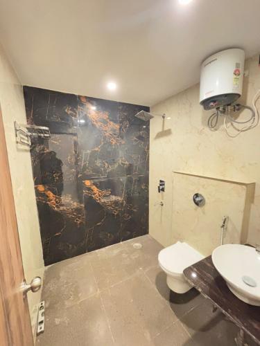 Hotel Omkar Palace,,2 star