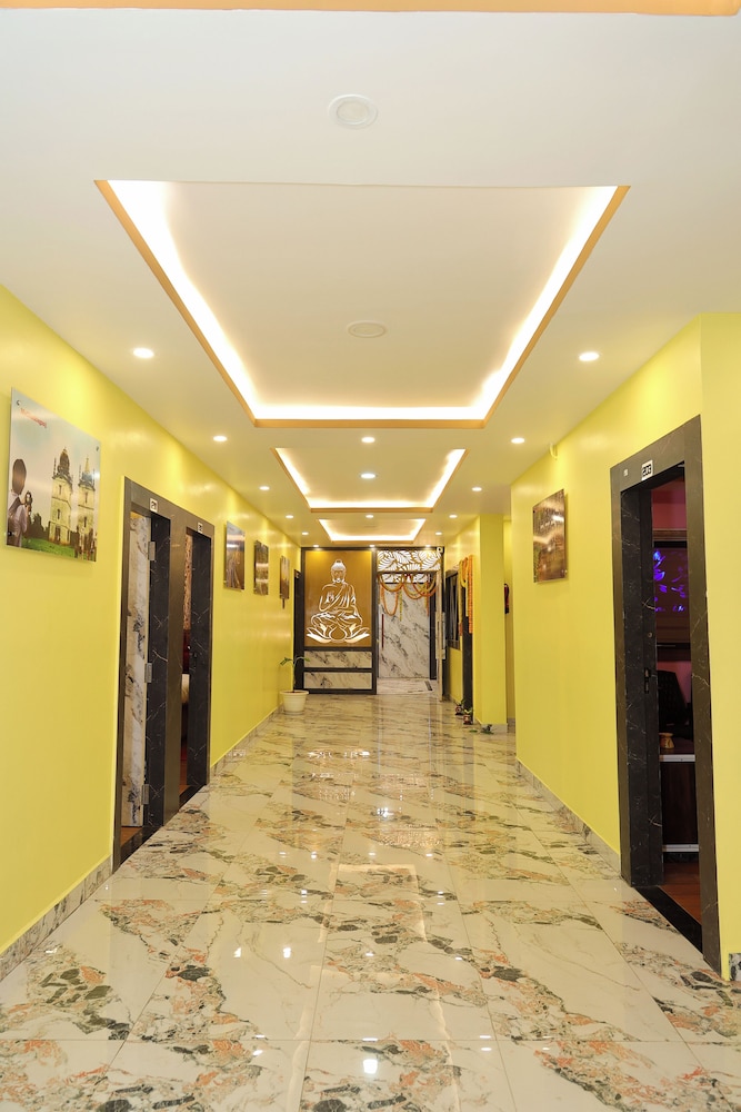 hotel shree mani residency