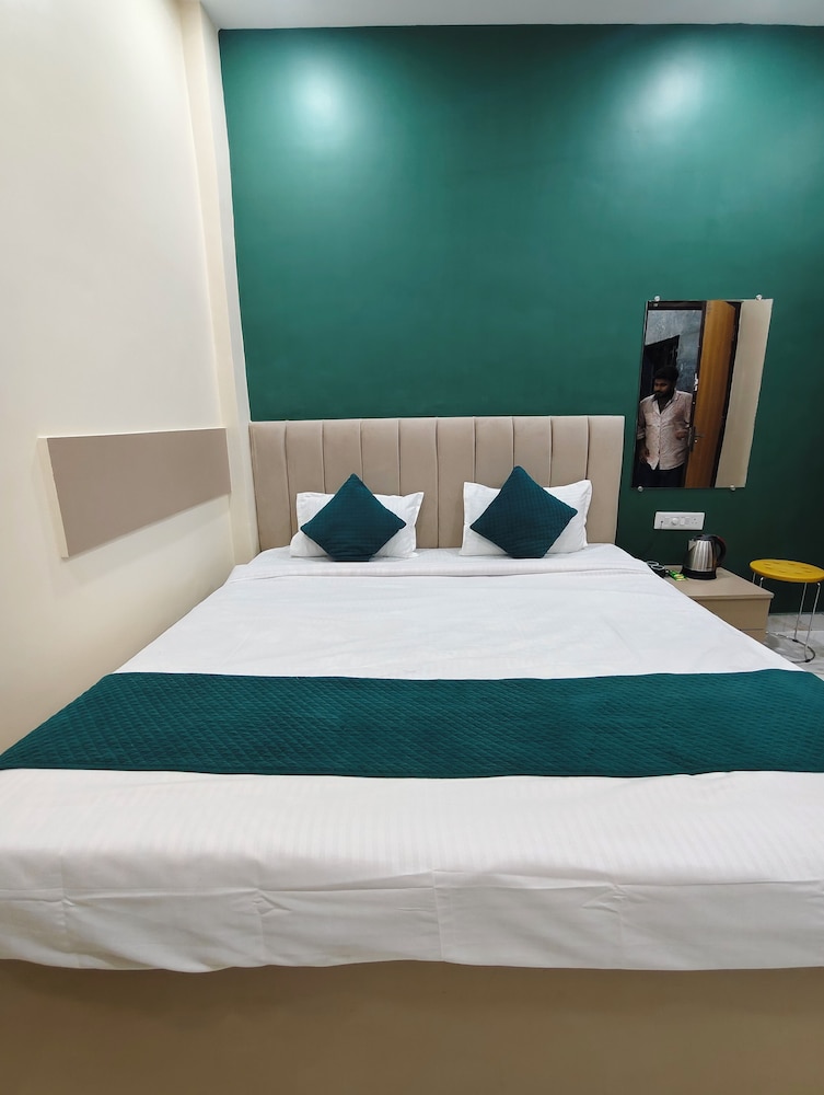 shree sundram residency by clovetree