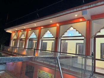 hotel in naimisharanya