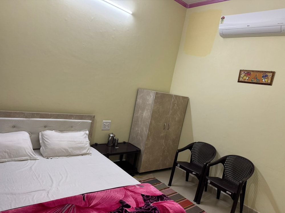 hotel in naimisharanya