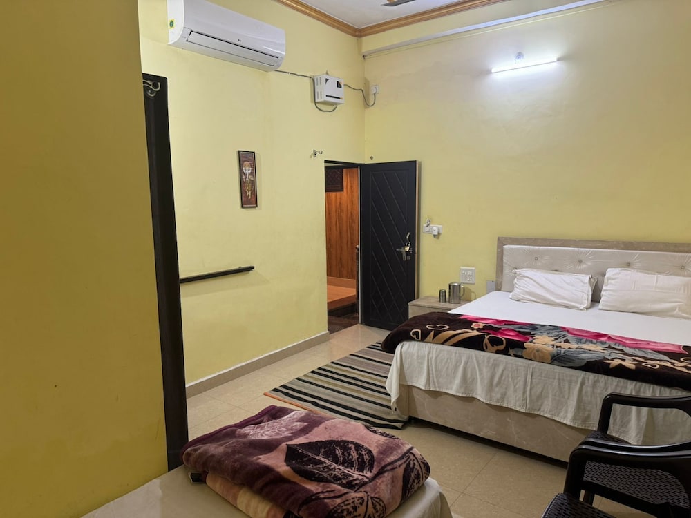 hotel in naimisharanya