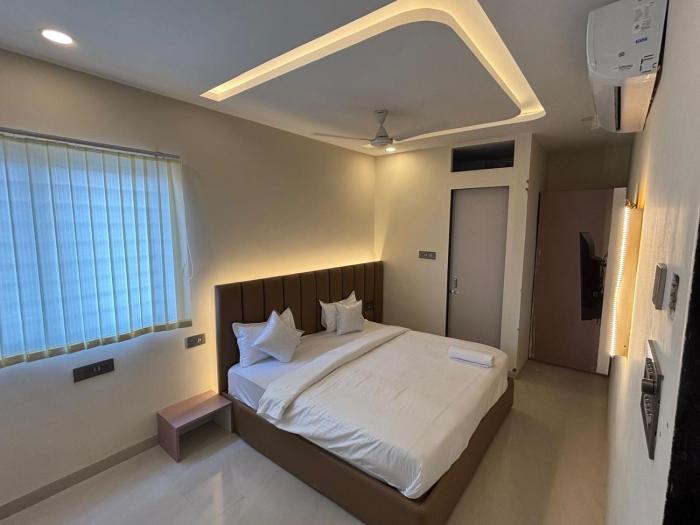 hotel in naimisharanya