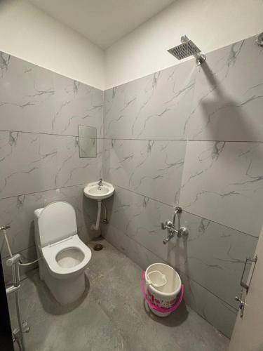 hotel in naimisharanya