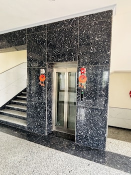 Paras Resort,,3 star