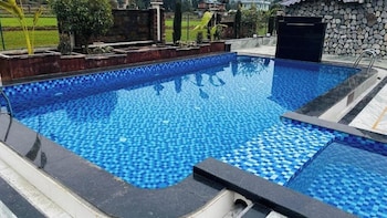 vanhills luxury home stay in jim corbett
