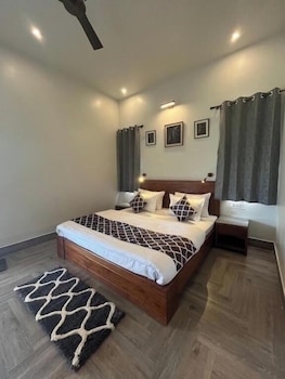 vanhills luxury home stay in jim corbett