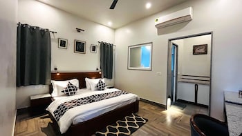 vanhills luxury home stay in jim corbett