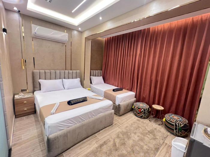 cairo crystal hotel