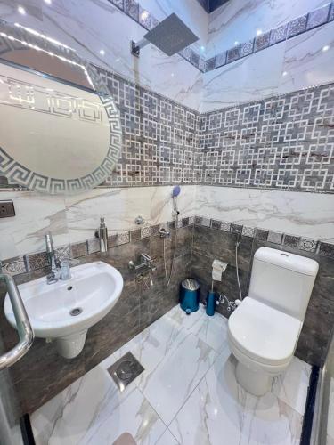 cairo crystal hotel
