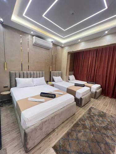 cairo crystal hotel
