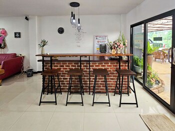 Norn Nee Na Hostel,,0 star