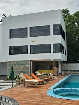 jowar hoter and resort