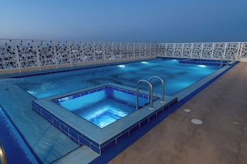 dancenter jeddah near king fahds