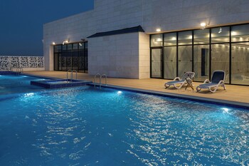 dancenter jeddah near king fahds